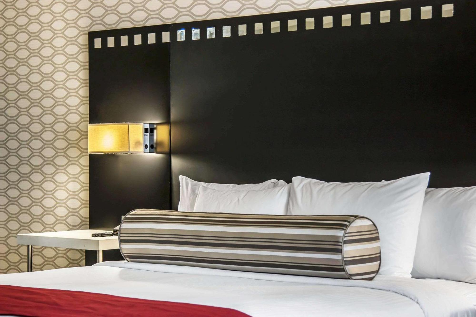 ทิลต์ โฮเทล ยูนิเวอร์แซล / ฮอลลีวูด, แอสเซนด์ โฮเต็ล คอลเล็กชั่น Hotel ลอสแอนเจลิส ภายนอก รูปภาพ